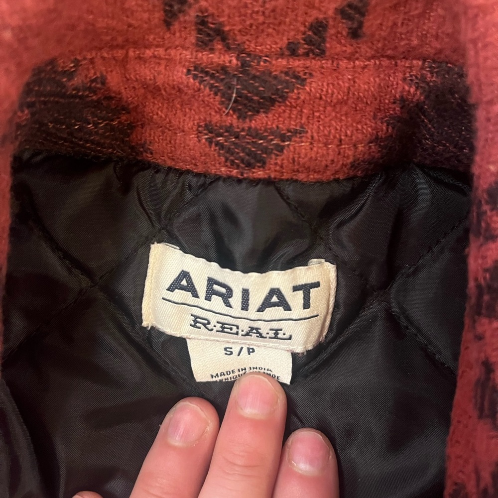 This was given to me and Is to small, in great condition I just never wore it!
